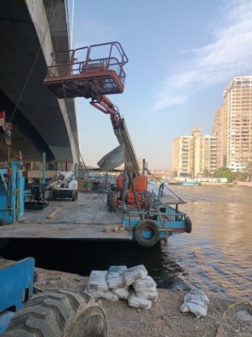 Articulating Boom Lift
